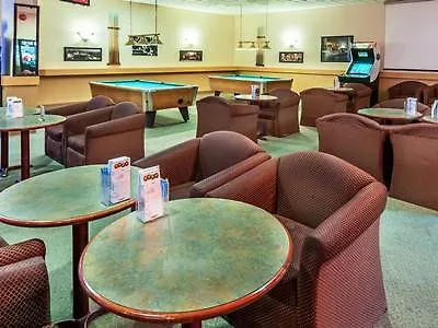 Bedfort Inn & Suites Edmonton 3*,
